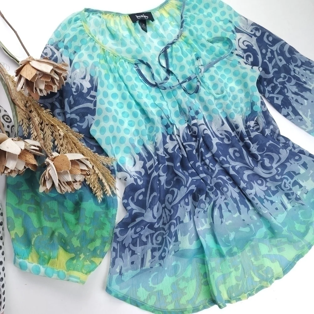 By & By Sheer Blue Woman's Top M - Picture 2 of 14